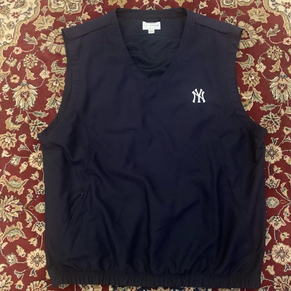 CUTTER & BUCK Wind Tec Polyester Yankees Vest - Picture 2 of 7